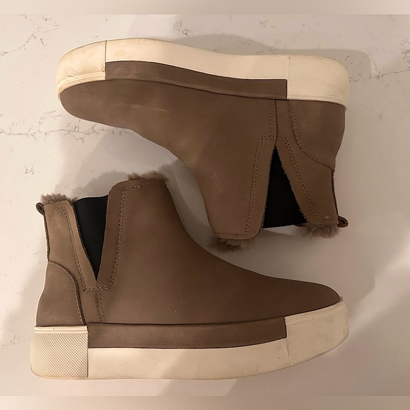 J. Slide Suede Cold Weather Boots (Size 7) - Picture 1 of 7